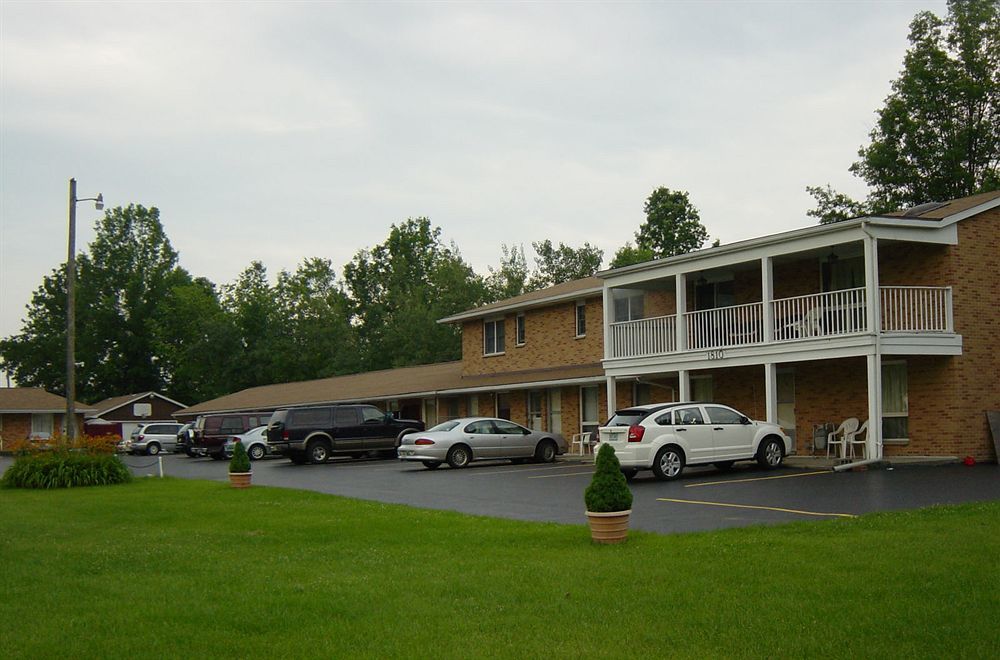 Chateau Motor Lodge 그랜드 아일랜드 외부 사진